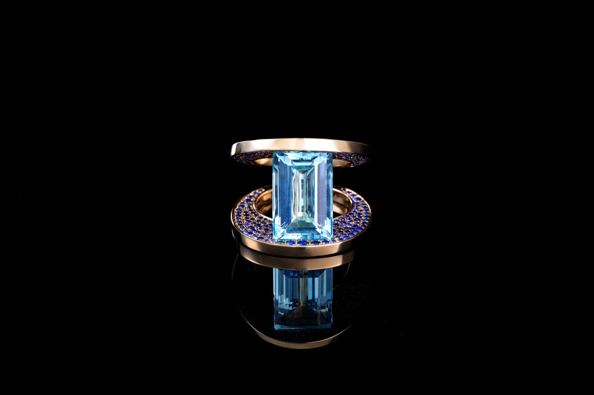 Stacks Image 2873